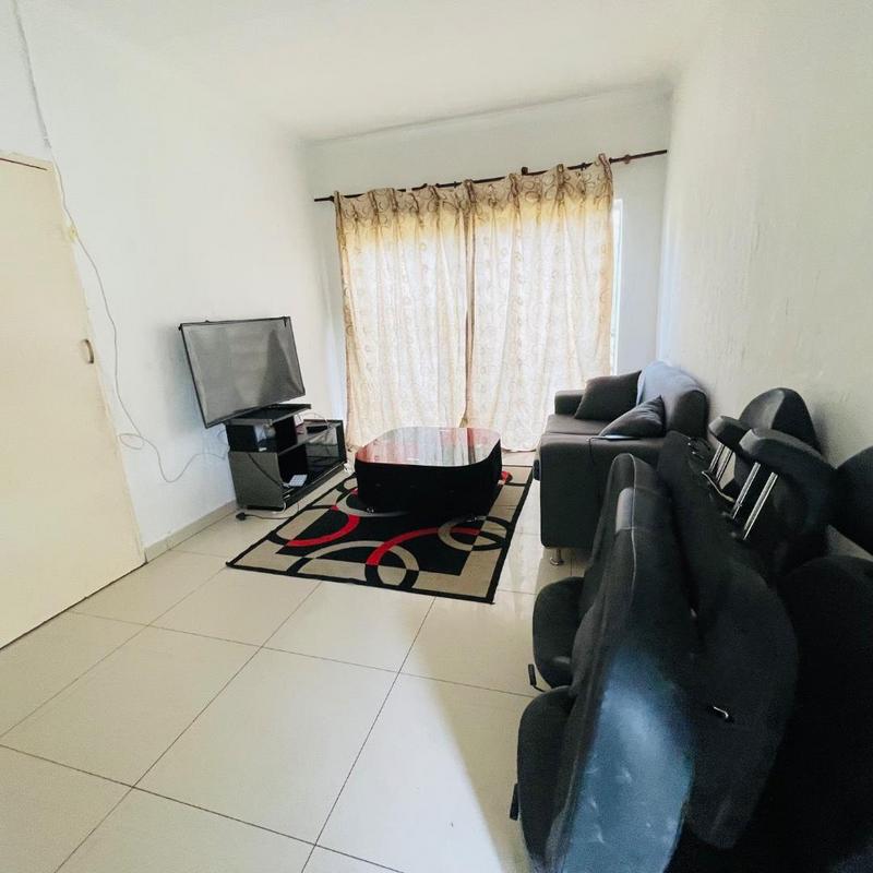 7 Bedroom Property for Sale in Golf View North West